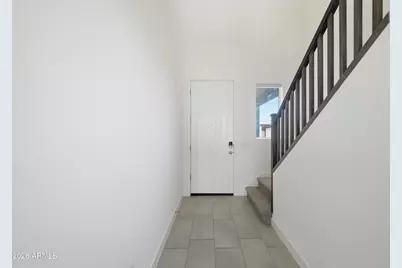 1418 E Blue Spruce Lane, Gilbert, AZ 85298 - Photo 4