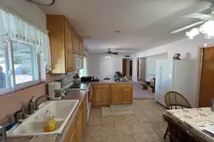 2836 E Yucca St, Phoenix, AZ 85028 - Photo 14