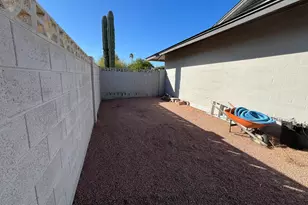 2836 E Yucca St, Phoenix, AZ 85028 - Photo 24