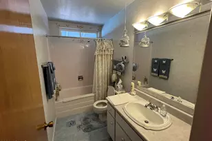 2836 E Yucca St, Phoenix, AZ 85028 - Photo 14