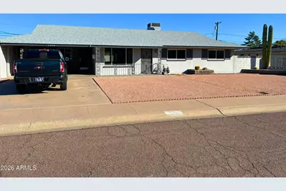 2836 E Yucca Street, Phoenix, AZ 85028 - Photo 1