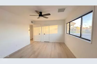 2824 N 71st Place, Scottsdale, AZ 85257 - Photo 12