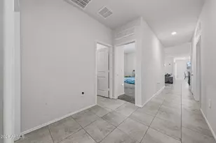 25285 N 185th Dr, Wittmann, AZ 85361 - Photo 14