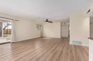 5733 W Royal Palm Rd, Glendale, AZ 85302 - Photo 12