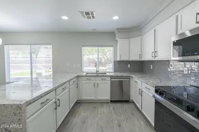 6326 W El Cortez Place, Phoenix, AZ 85083 - Photo 22