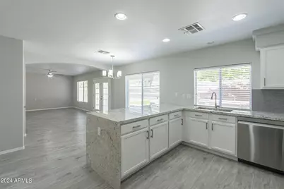 6326 W El Cortez Place, Phoenix, AZ 85083 - Photo 18
