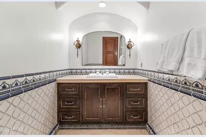 3900 E Bethany Home Road, Paradise Valley, AZ 85253 - Photo 34