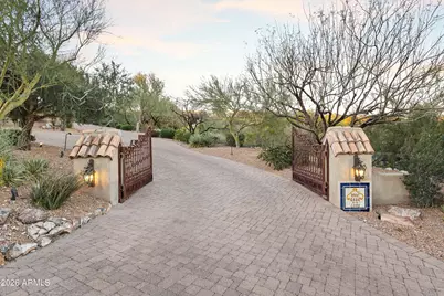 3900 E Bethany Home Road, Paradise Valley, AZ 85253 - Photo 42