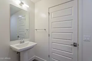 7300 E Earll Dr, Scottsdale, AZ 85251 - Photo 20