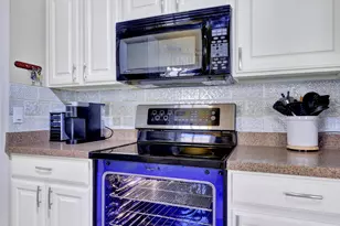 10858 W Irma Ln, Peoria, AZ 85373 - Photo 6