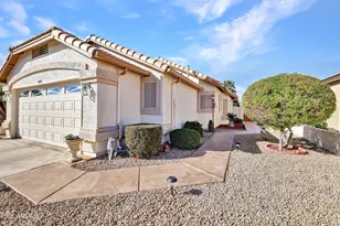 10858 W Irma Ln, Peoria, AZ 85373 - Photo 2