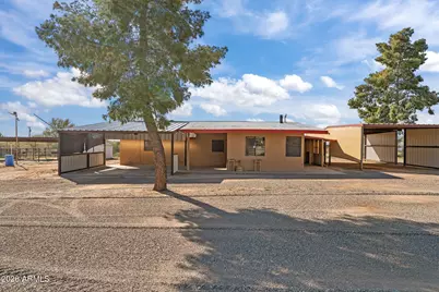 22905 W Ranch Road, Congress, AZ 85332 - Photo 1