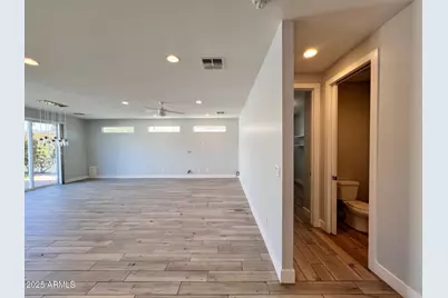 4426 E Campbell Avenue, Phoenix, AZ 85018 - Photo 16