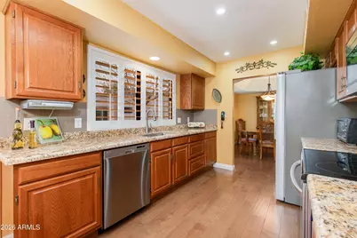 9127 W Wescott Drive, Peoria, AZ 85382 - Photo 10