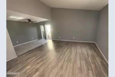 3204 W Loma Lane #2, Phoenix, AZ 85051 - Photo 2