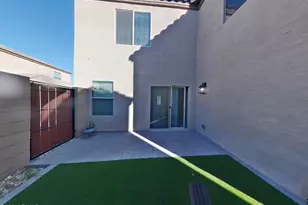 8023 W Albeniz Pl, Phoenix, AZ 85043 - Photo 14