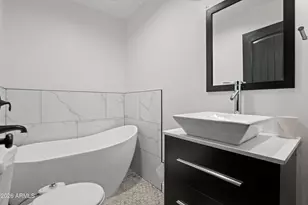 2521 N Evergreen St, Phoenix, AZ 85006 - Photo 22