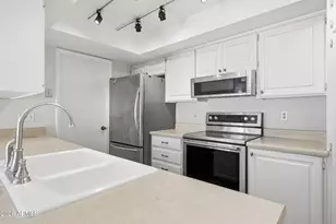 7109 N 23rd Ave, Phoenix, AZ 85021 - Photo 16