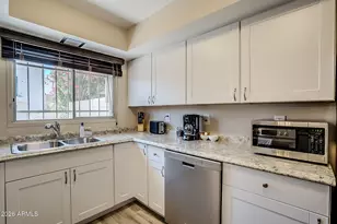 6961 E Osborn Rd, Scottsdale, AZ 85251 - Photo 14