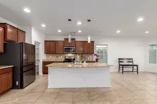 27321 N 51st Glen, Phoenix, AZ 85083 - Photo 16