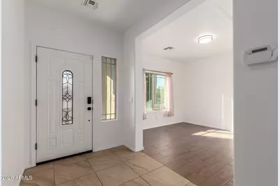 27321 N 51st Glen, Phoenix, AZ 85083 - Photo 4