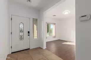 27321 N 51st Glen, Phoenix, AZ 85083 - Photo 4