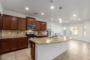27321 N 51st Glen, Phoenix, AZ 85083 - Photo 16