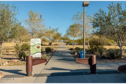 27321 N 51st Glen, Phoenix, AZ 85083 - Photo 68