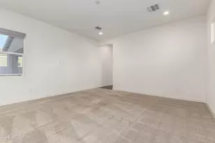 1136 E La Mirada Dr, Phoenix, AZ 85042 - Photo 10