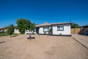 2726 W Ruth Ave, Phoenix, AZ 85051 - Photo 2