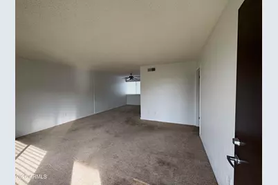 7141 N 16th Street #212, Phoenix, AZ 85020 - Photo 2