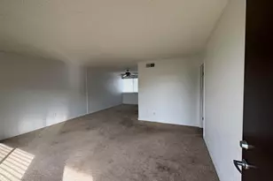 7141 N 16th St, Phoenix, AZ 85020 - Photo 2