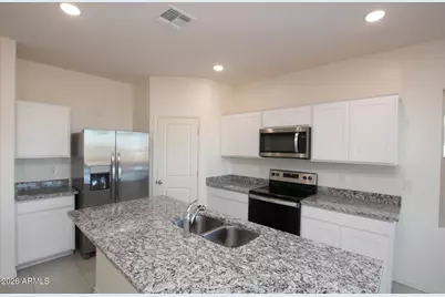 10853 N 165th Avenue, Surprise, AZ 85388 - Photo 2