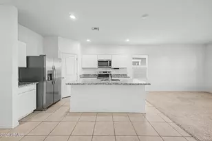 10853 N 165th Ave, Surprise, AZ 85388 - Photo 8