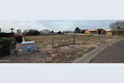 5382 N 82nd Avenue #224, Glendale, AZ 85303 - Photo 2