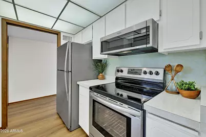 13215 N 98th Avenue #G, Sun City, AZ 85351 - Photo 6