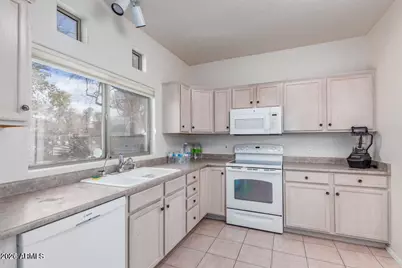 1351 N Pleasant Drive #1098, Chandler, AZ 85225 - Photo 2