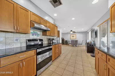 2410 E Wesleyan Drive, Tempe, AZ 85282 - Photo 14