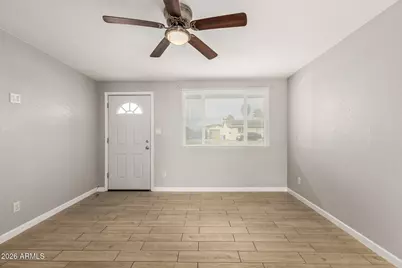 3065 W Banff Lane, Phoenix, AZ 85053 - Photo 4