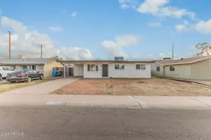 3065 W Banff Ln., Phoenix, AZ 85053 - Photo 26