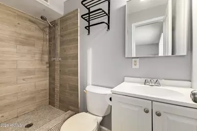 3065 W Banff Lane, Phoenix, AZ 85053 - Photo 18