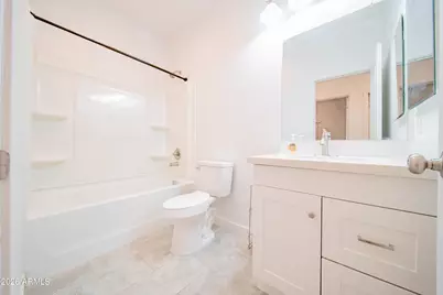 21721 W Laura Street, Wittmann, AZ 85361 - Photo 10