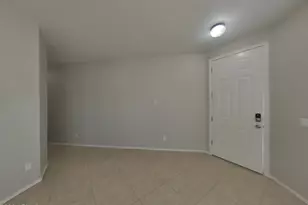 735 S Bedford Dr, Chandler, AZ 85225 - Photo 2