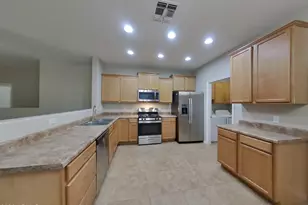 1150 E Renegade Trail, San Tan Valley, AZ 85143 - Photo 4