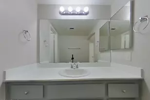 3613 W Oakland St, Chandler, AZ 85226 - Photo 8