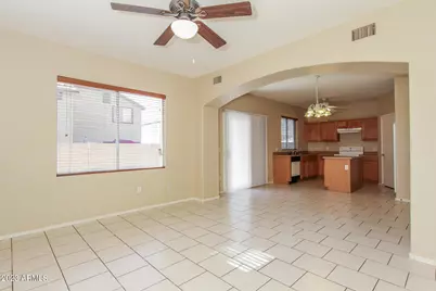 7014 S 40th Lane, Phoenix, AZ 85041 - Photo 14