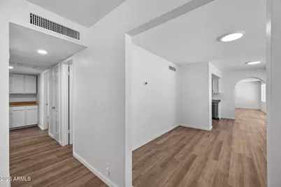 1427 W Anderson Drive, Phoenix, AZ 85023 - Photo 8