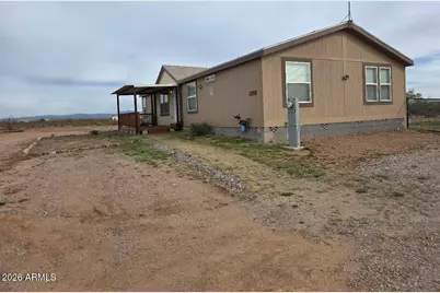 22824 W Myers Street, Wittmann, AZ 85361 - Photo 2