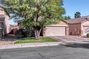 4036 E Angela Dr, Phoenix, AZ 85032 - Photo 2
