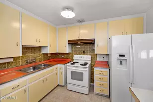 4848 W Highland Ave, Phoenix, AZ 85031 - Photo 8